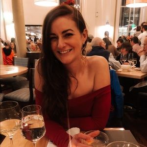 Meet your Posher, Olivia